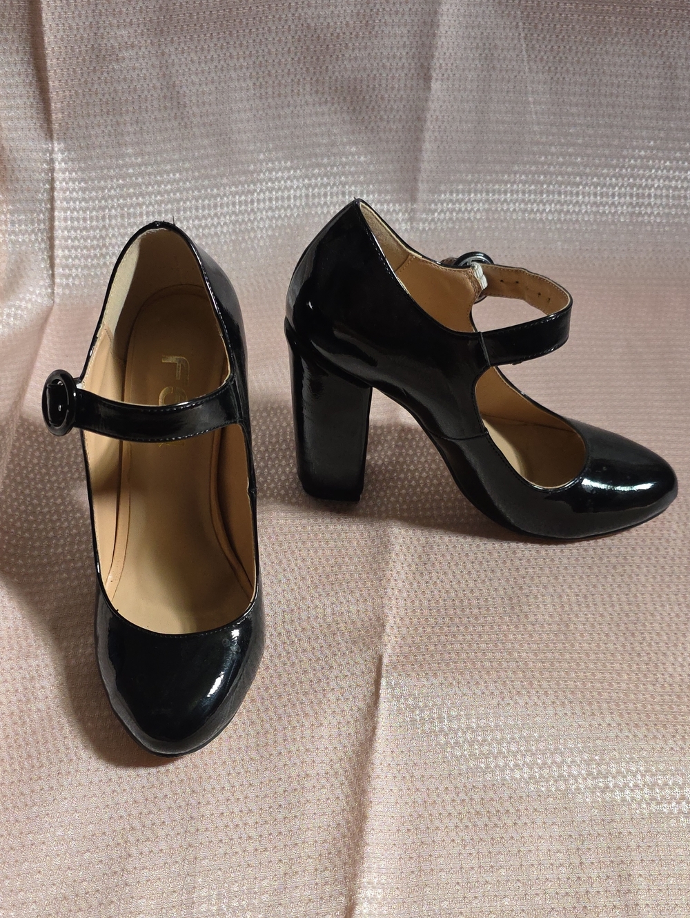 Classic Black Patent Mary Jane Block Heel Pumps
